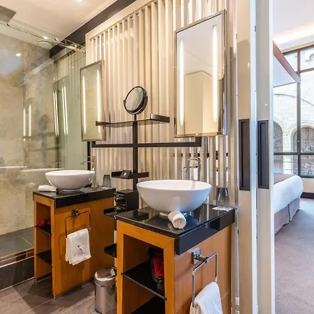 Hotel Five Seas By Inwood