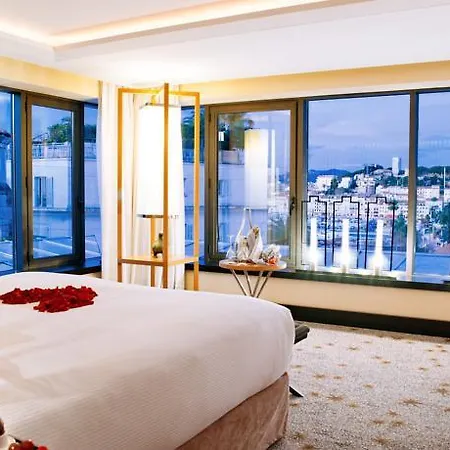 Five Seas By Inwood Hotel 5*